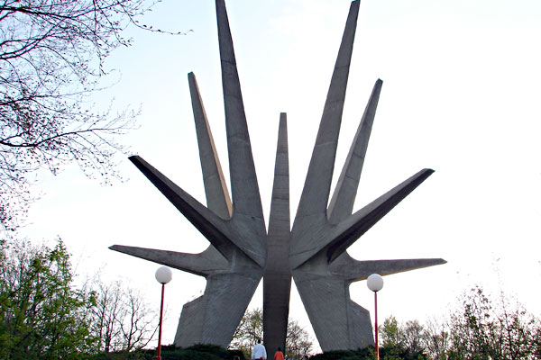 Споменик на Космају
